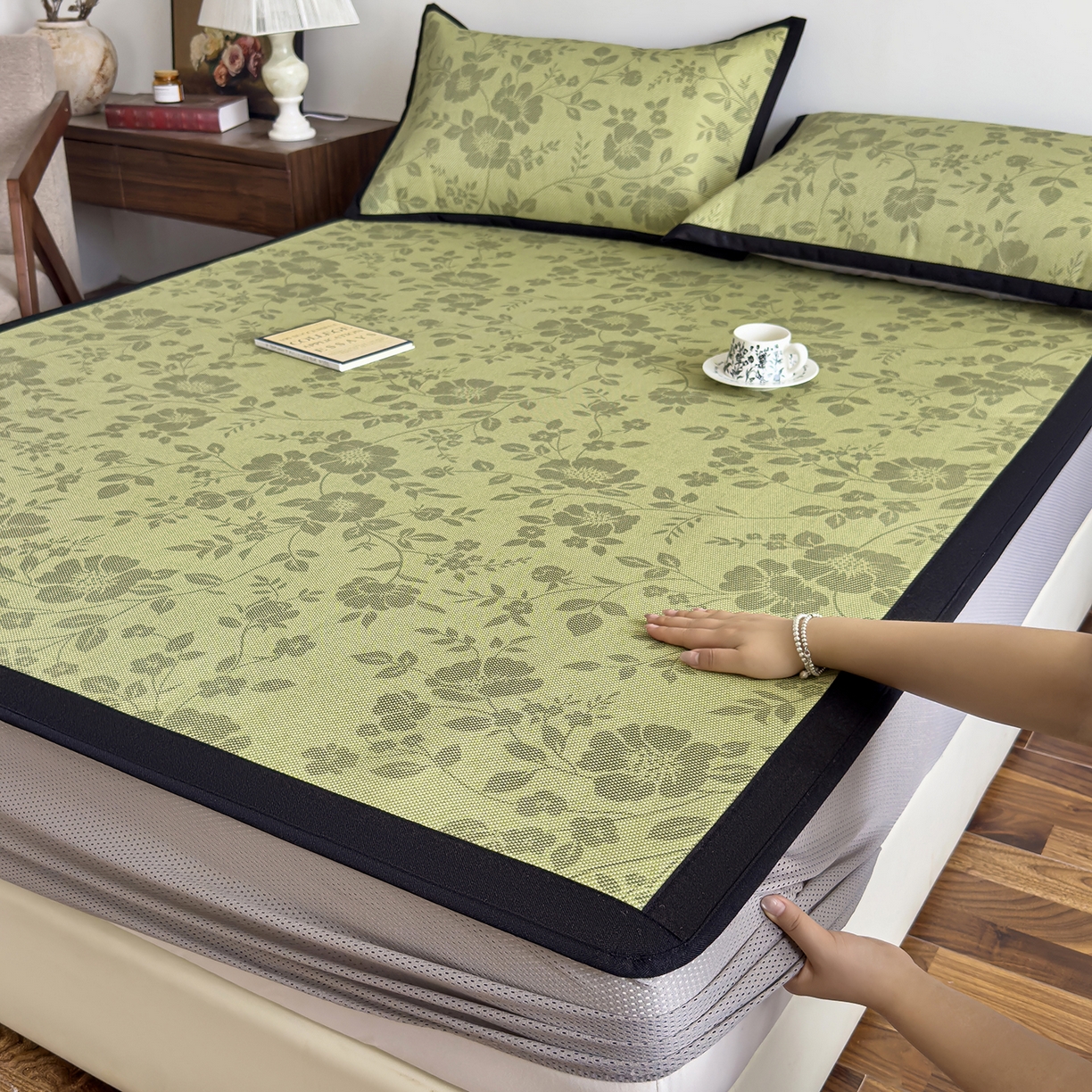 圣比熊 2026新款高织密高品质印花冰藤凉席席子三件套 苔青花屿-床笠款