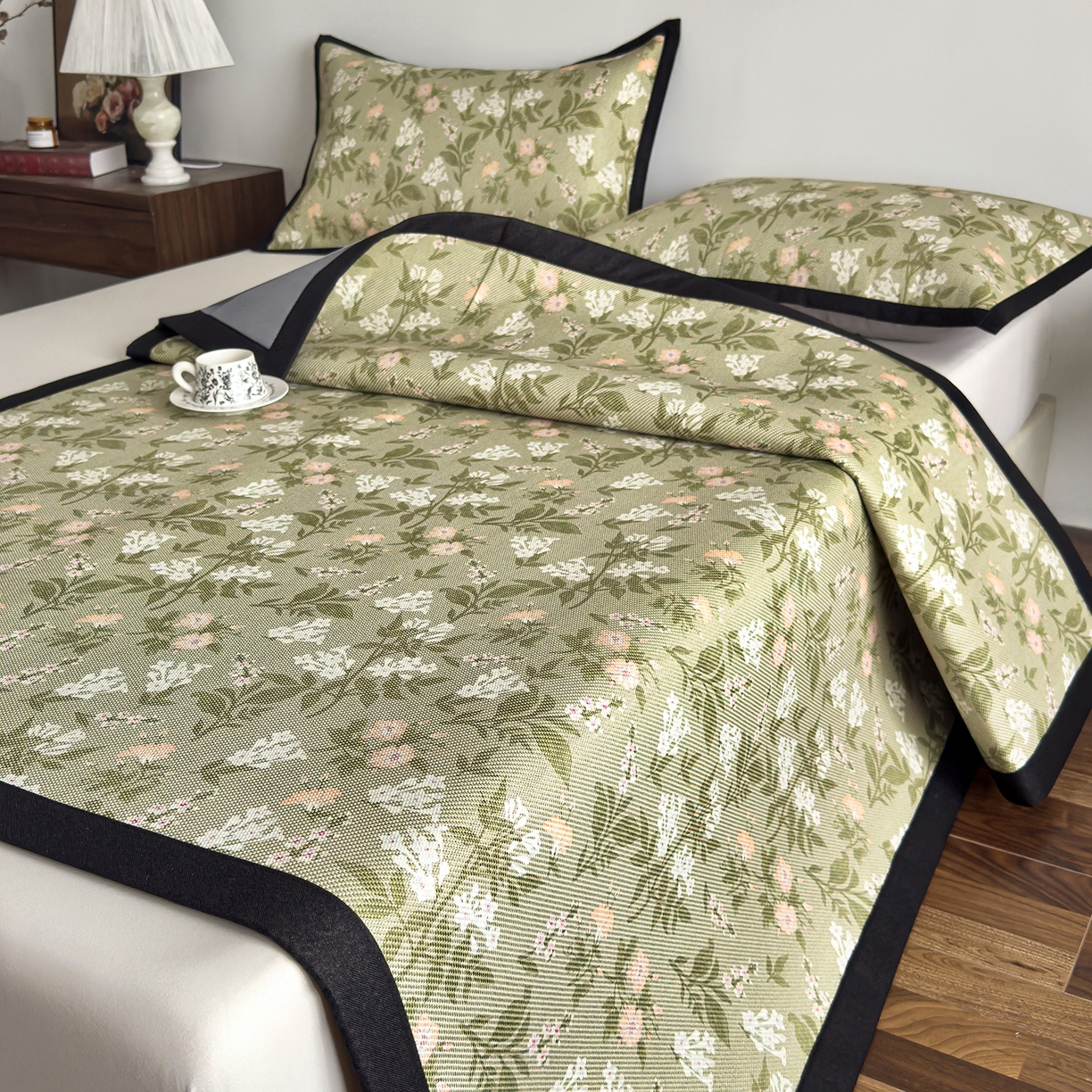 91家纺网 家纺一手货源 找家纺 （总）圣比熊 2026新款高织密高品质印花冰藤凉席席子三件套