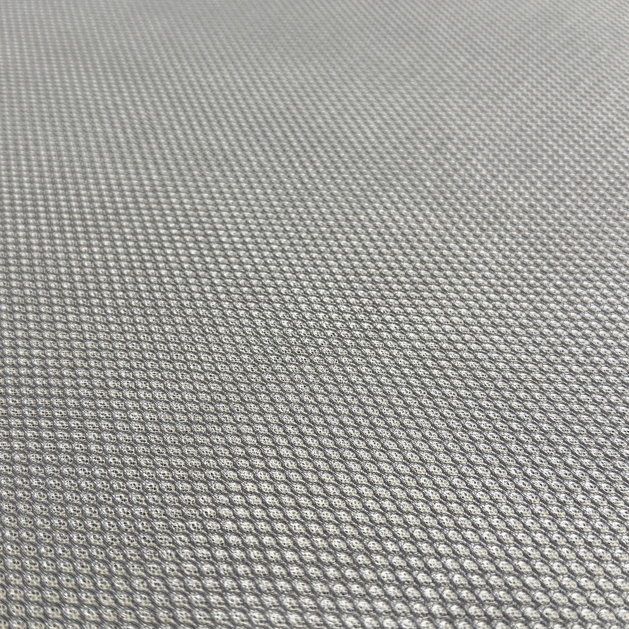 91家纺网 家纺一手货源 找家纺 圣比熊 2026新款高织密高品质印花冰藤凉席席子三件套 清醒小花-床笠款