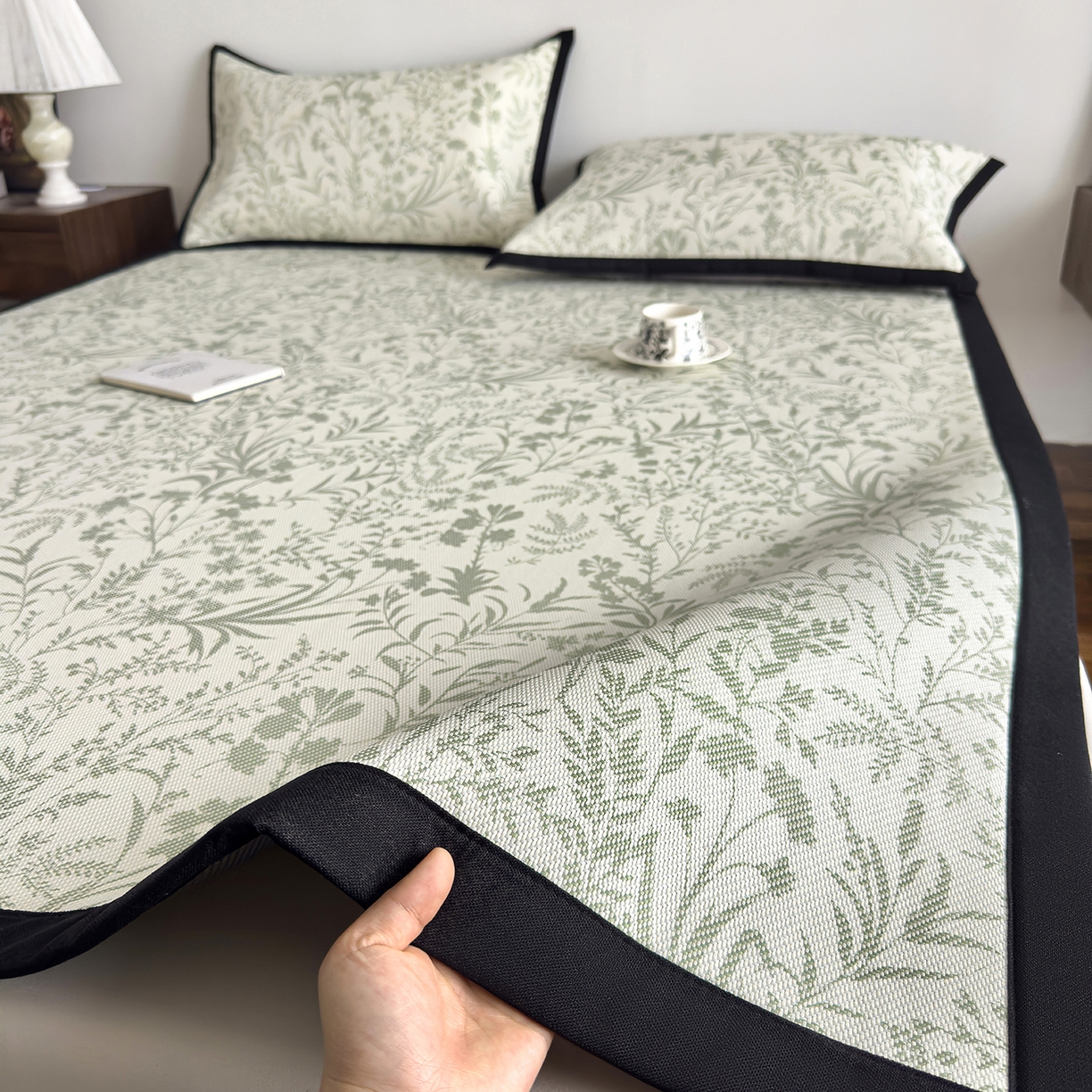 91家纺网 家纺一手货源 找家纺 （总）圣比熊 2026新款高织密高品质印花冰藤凉席席子三件套