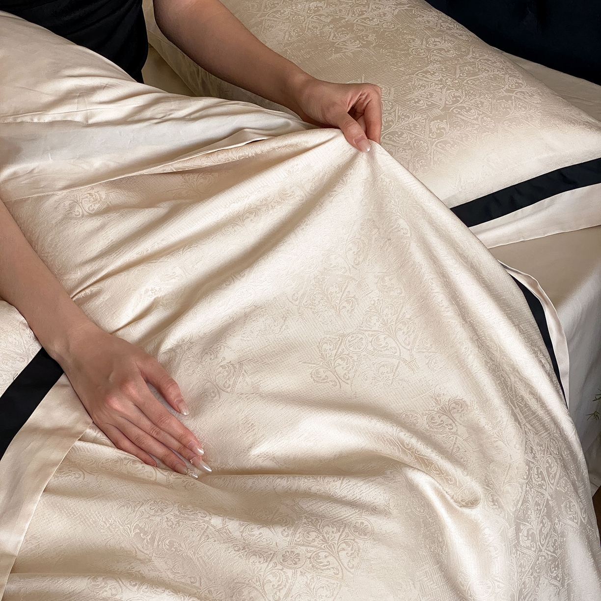 91家纺网 家纺一手货源 找家纺 （总）太古汇家居 2026新款全棉提花“凡尔赛”系列四件套