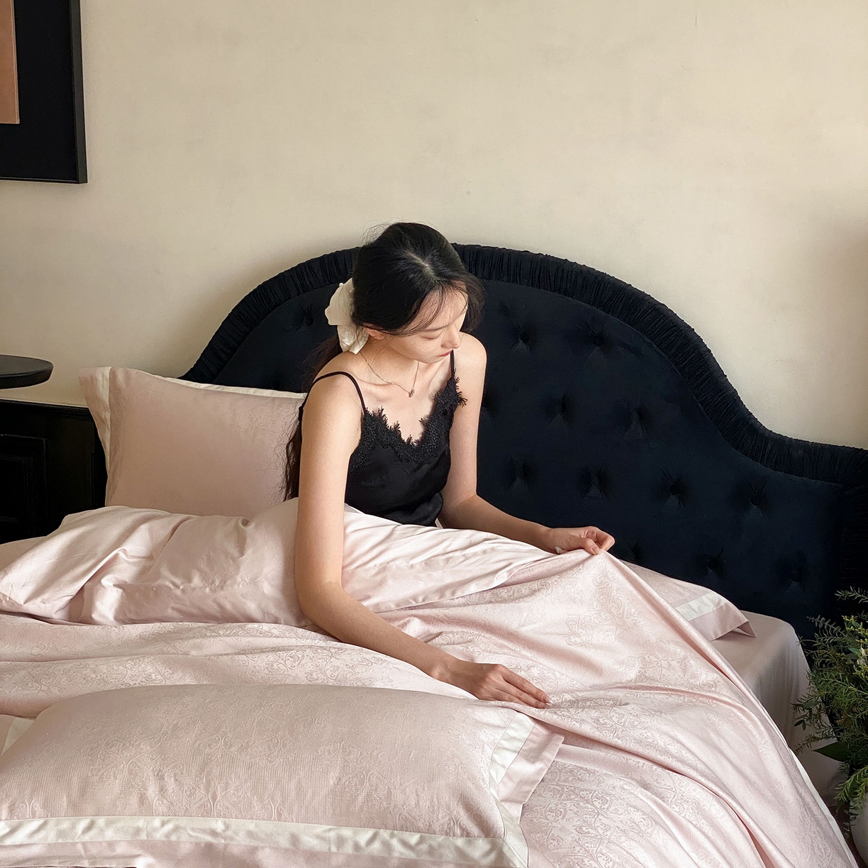 91家纺网 家纺一手货源 找家纺 太古汇家居 2026新款全棉提花“凡尔赛”系列四件套 凡尔赛-香草粉