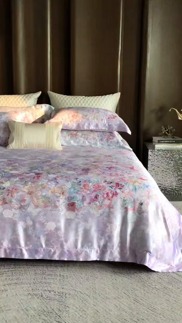 91家纺网 家纺一手货源 找家纺 太古汇家居 2026新款桑真丝“花蝶绮梦”系列四件套 花蝶绮梦-棠梨紫