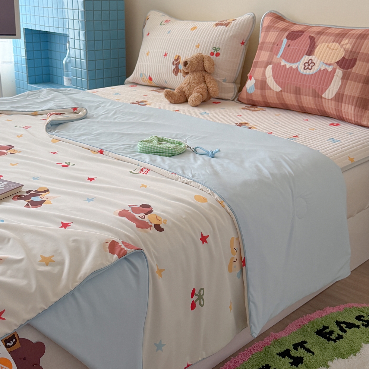 91家纺网 家纺一手货源 找家纺 桃子家居 2026新款A类小清新卡通数码印花混搭小冰皮夏被夏凉被空调被席子凉席四件套 小冰皮-甜梦小马