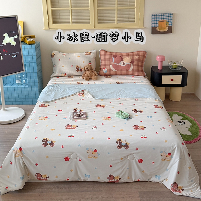 91家纺网 家纺一手货源 找家纺 （总）桃子家居 2026新款A类小清新卡通数码印花混搭小冰皮夏被夏凉被空调被席子凉席四件套