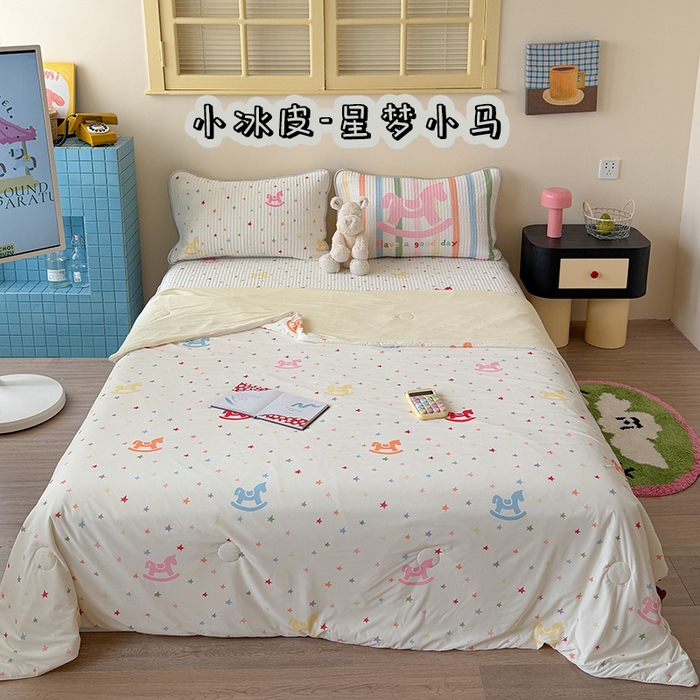 91家纺网 家纺一手货源 找家纺 （总）桃子家居 2026新款A类小清新卡通数码印花混搭小冰皮夏被夏凉被空调被席子凉席四件套