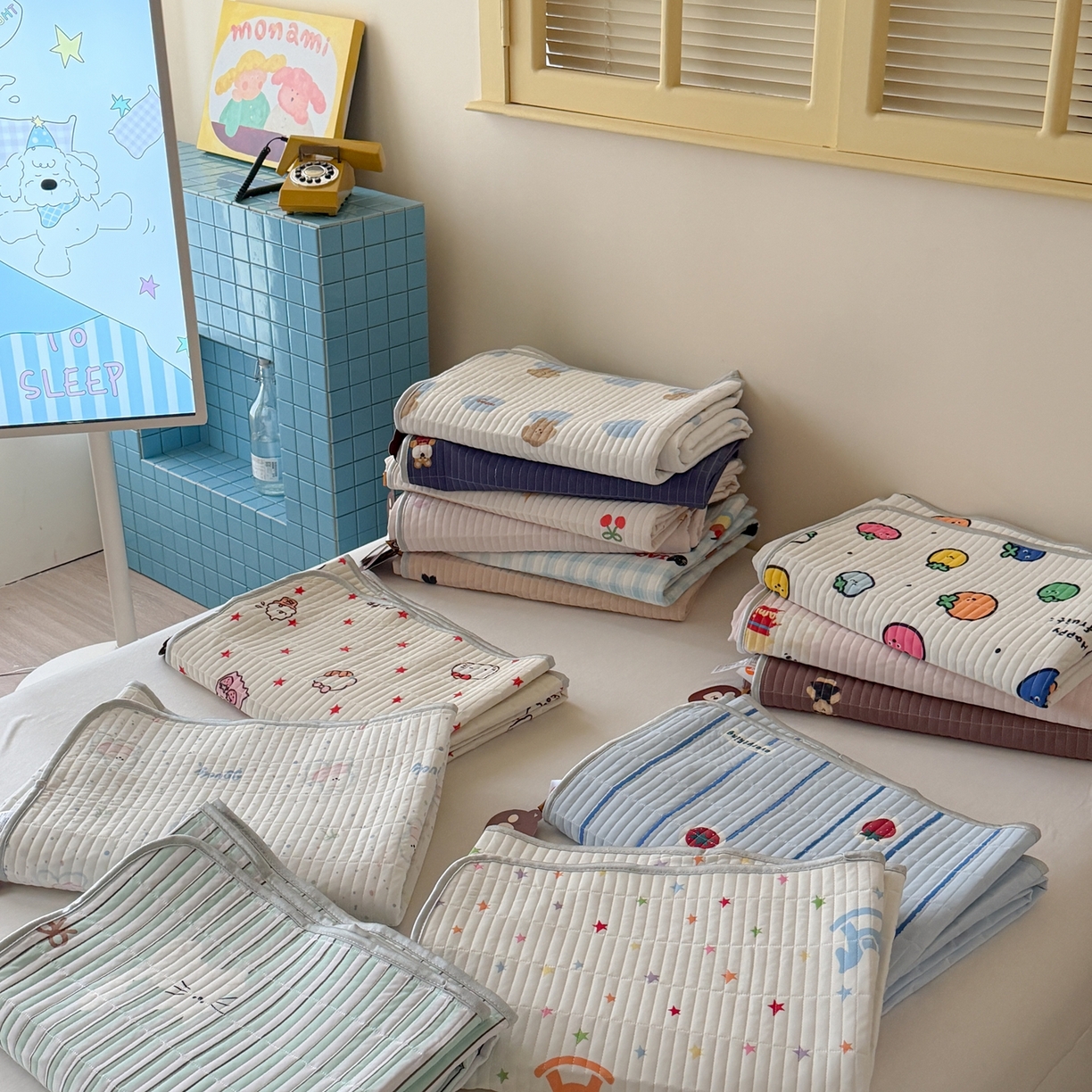 91家纺网 家纺一手货源 找家纺 （总）桃子家居 2026新款A类小清新卡通数码印花混搭小冰皮夏被夏凉被空调被席子凉席四件套