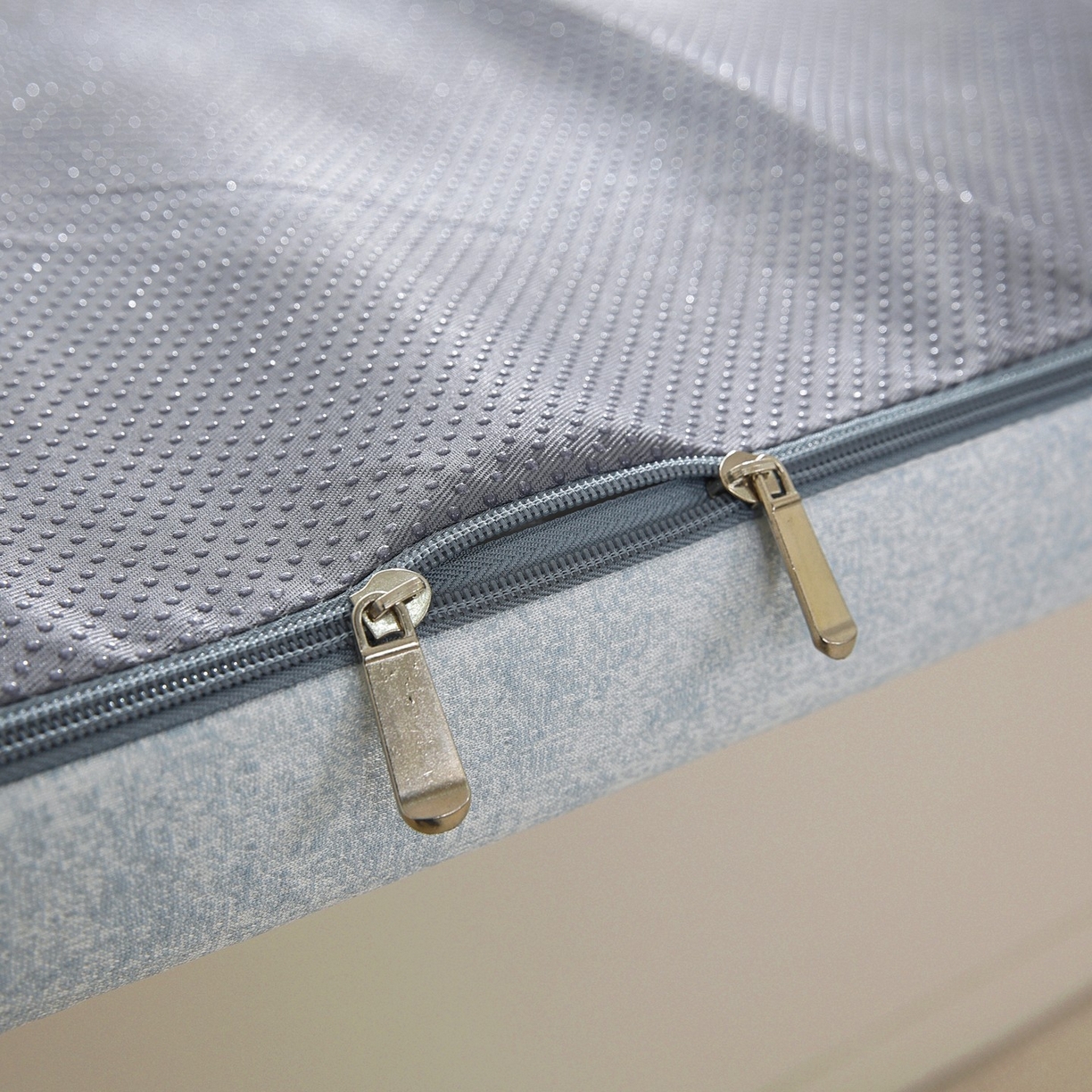 91家纺网 家纺一手货源 找家纺 共鸣沙发垫 2026新款冰豆豆素雅5厘米海绵飘窗垫系列 素雅蓝色