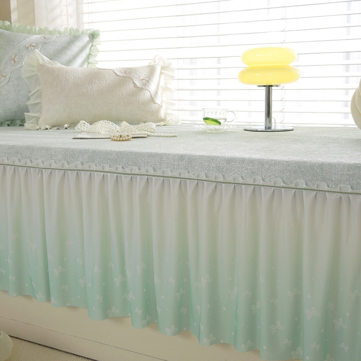 91家纺网 家纺一手货源 找家纺 共鸣沙发垫 2026新款冰豆豆素雅5厘米海绵飘窗垫系列 素雅绿色