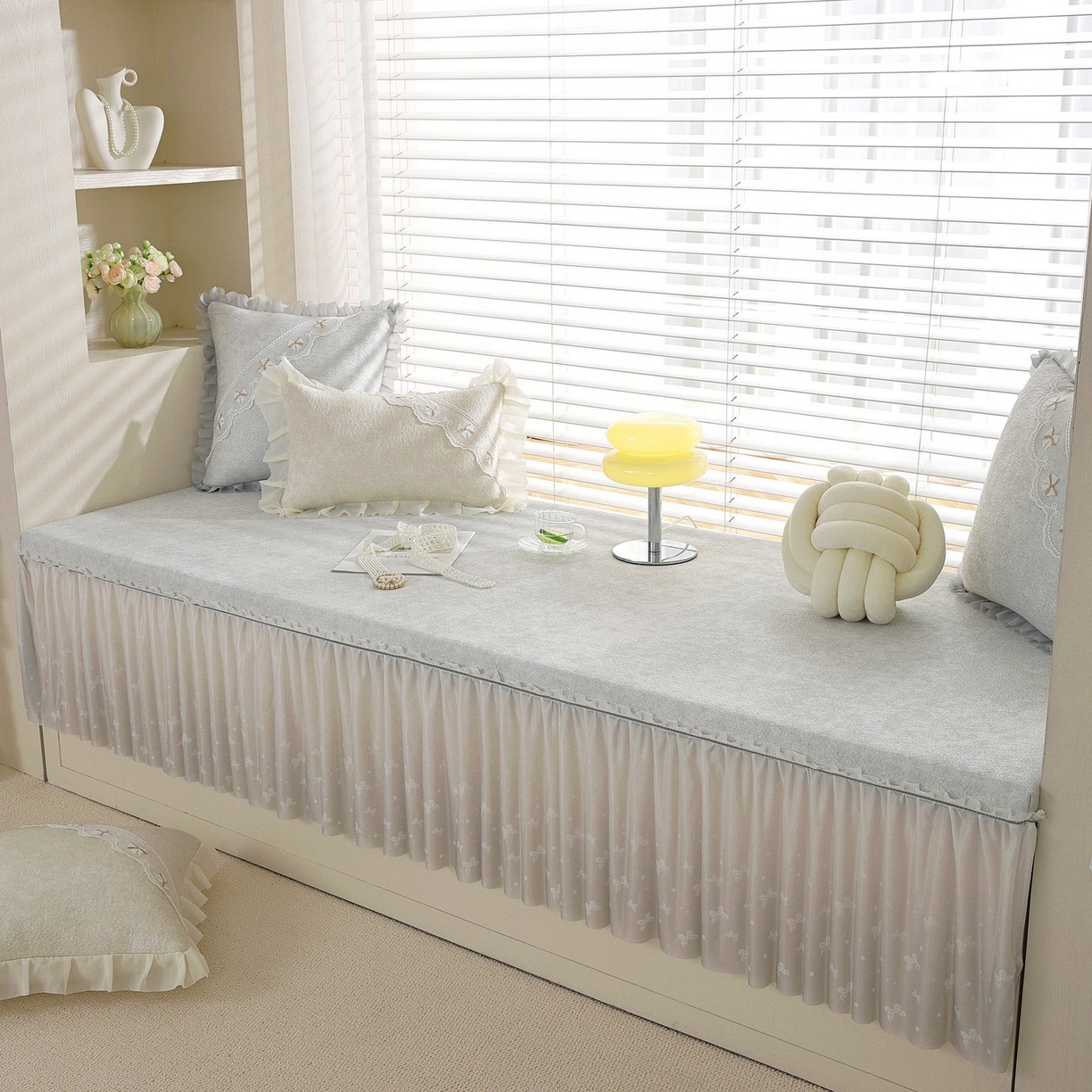 91家纺网 家纺一手货源 找家纺 共鸣沙发垫 2026新款冰豆豆素雅5厘米海绵飘窗垫系列 素雅灰色