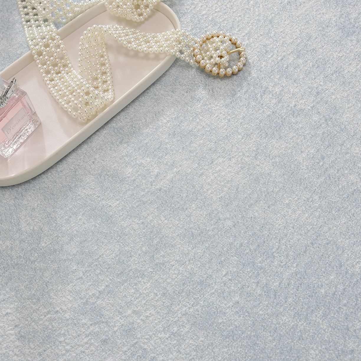 91家纺网 家纺一手货源 找家纺 共鸣沙发垫 2026新款冰豆豆素雅床裙系列 素雅蓝色