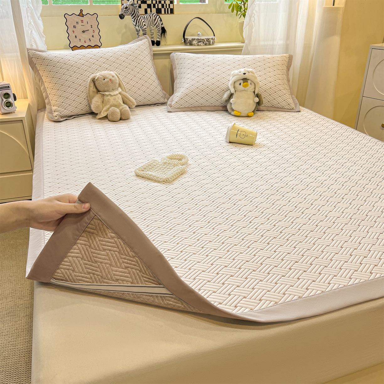 91家纺网 家纺一手货源 找家纺 （总）源舍家纺 2026新款外贸爆款饼干花韩国豆豆A类凉席可机洗床席床笠款（风格二）