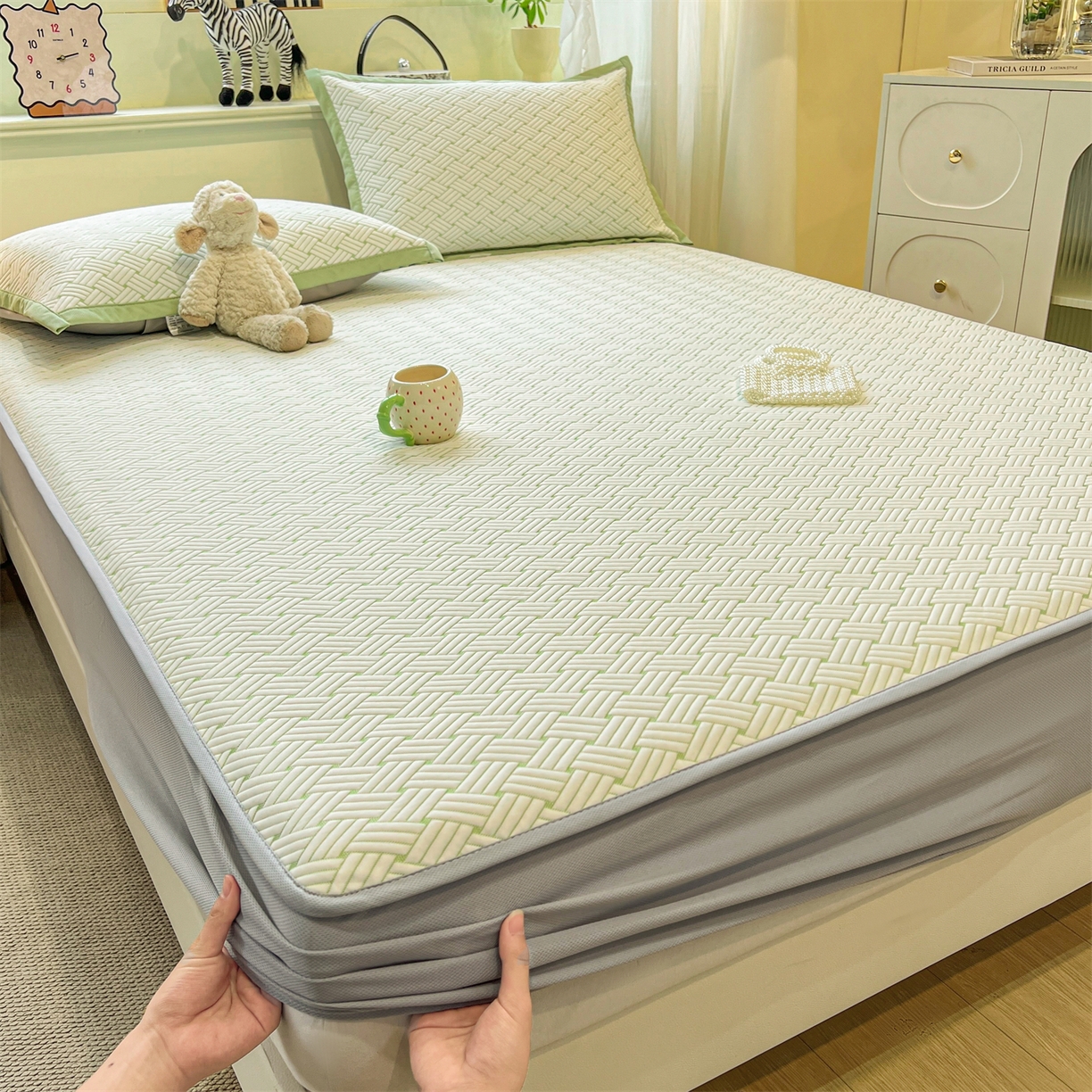 91家纺网 家纺一手货源 找家纺 （总）源舍家纺 2026新款外贸爆款饼干花韩国豆豆A类凉席可机洗床席床笠款（风格二）