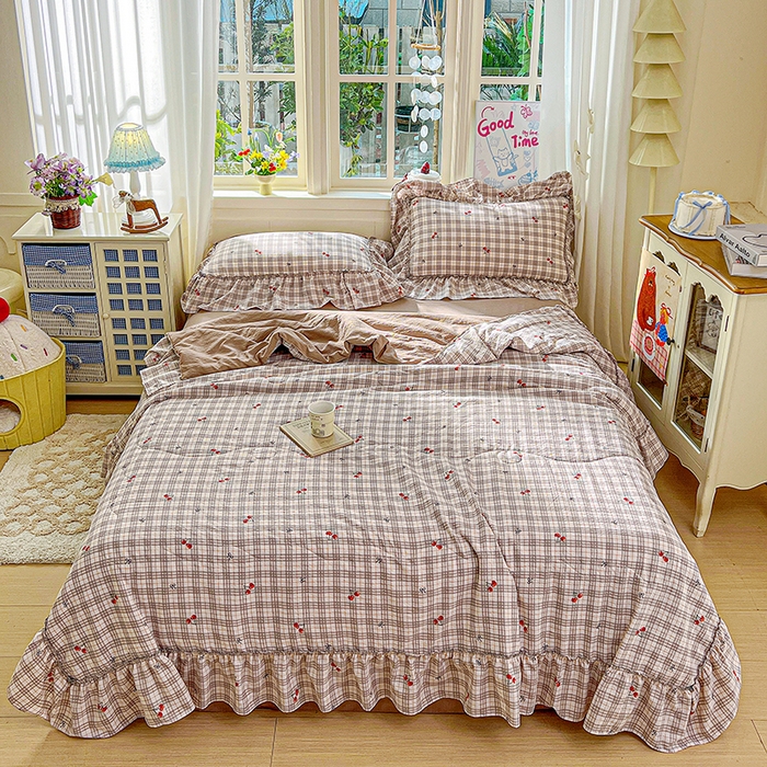 91家纺网 家纺一手货源 找家纺 一比一家纺 2026春夏新款法式大花边木棉皱皱纱夏被夏凉被空调被四件套 夏日樱桃