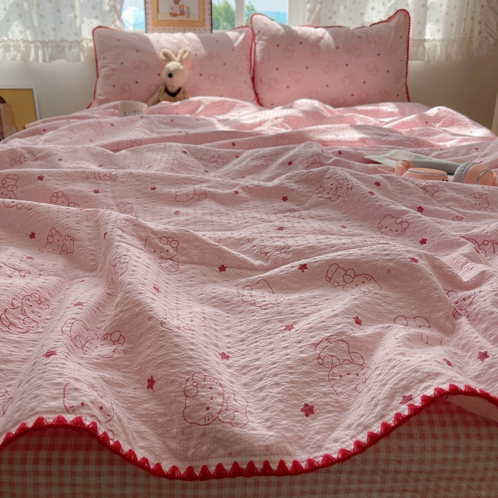 91家纺网 家纺一手货源 找家纺 禾沐 2026新款三角针泡芙纱夏被四件套-实拍图 小猫粉