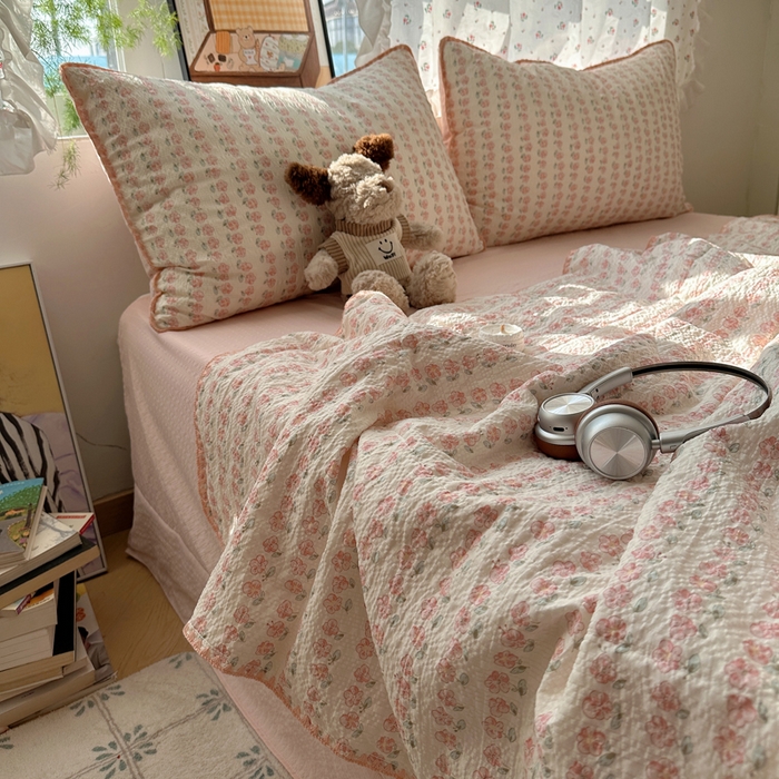 91家纺网 家纺一手货源 找家纺 禾沐 2026新款三角针泡芙纱夏被四件套-实拍图 粉玫瑰