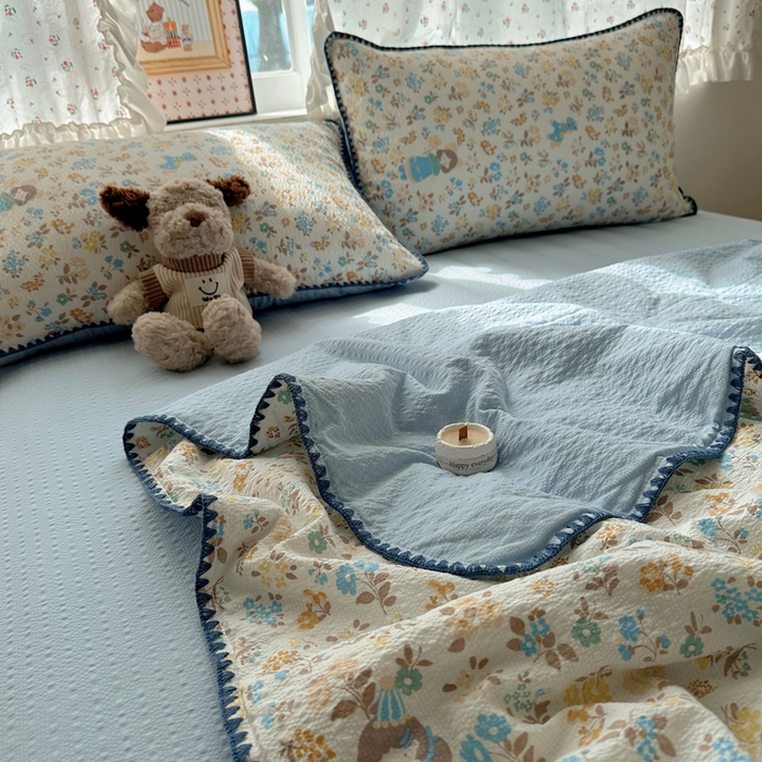 91家纺网 家纺一手货源 找家纺 禾沐 2026新款三角针泡芙纱夏被四件套-实拍图 花镜人偶