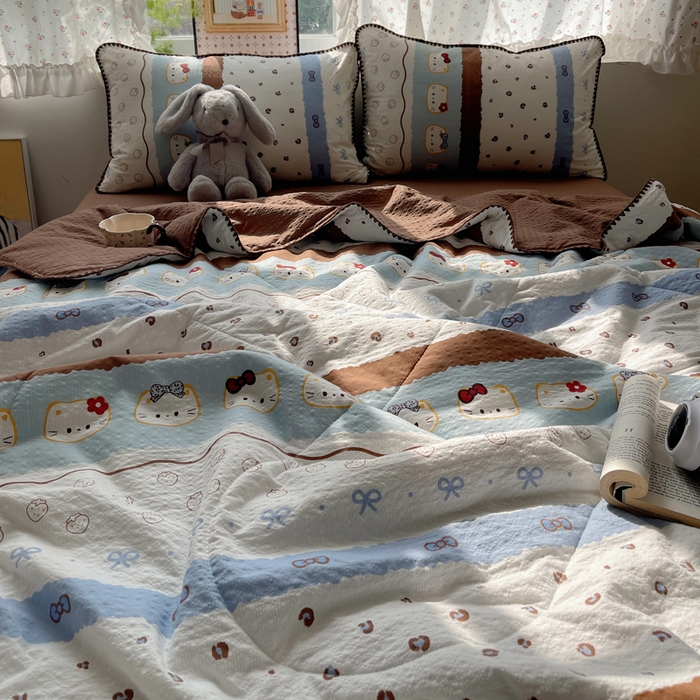 91家纺网 家纺一手货源 找家纺 禾沐 2026新款三角针泡芙纱夏被四件套-实拍图 可可小猫条