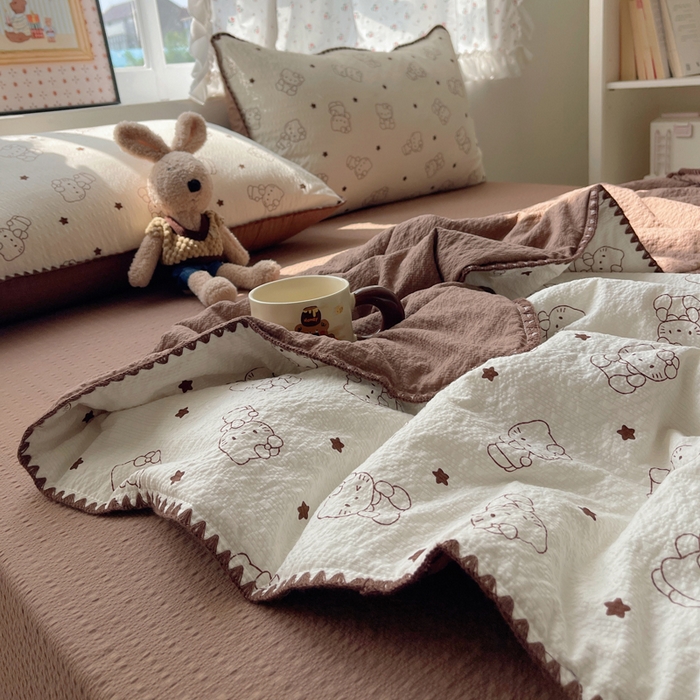 91家纺网 家纺一手货源 找家纺 梵希雅 2026新款三角针泡芙纱夏被四件套-实拍图 描线猫