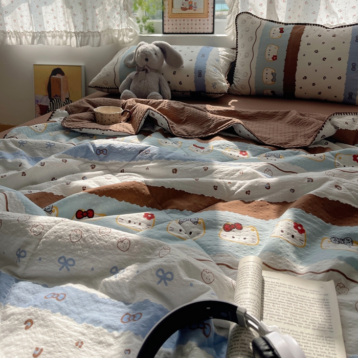 91家纺网 家纺一手货源 找家纺 梵希雅 2026新款三角针泡芙纱夏被四件套-实拍图 可可小猫条