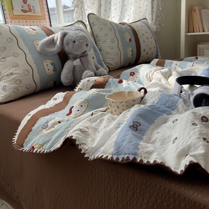 91家纺网 家纺一手货源 找家纺 梵希雅 2026新款三角针泡芙纱夏被四件套-实拍图 可可小猫条