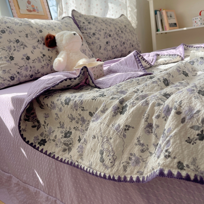 91家纺网 家纺一手货源 找家纺 梵希雅 2026新款三角针泡芙纱夏被四件套-实拍图 紫雾花蝶