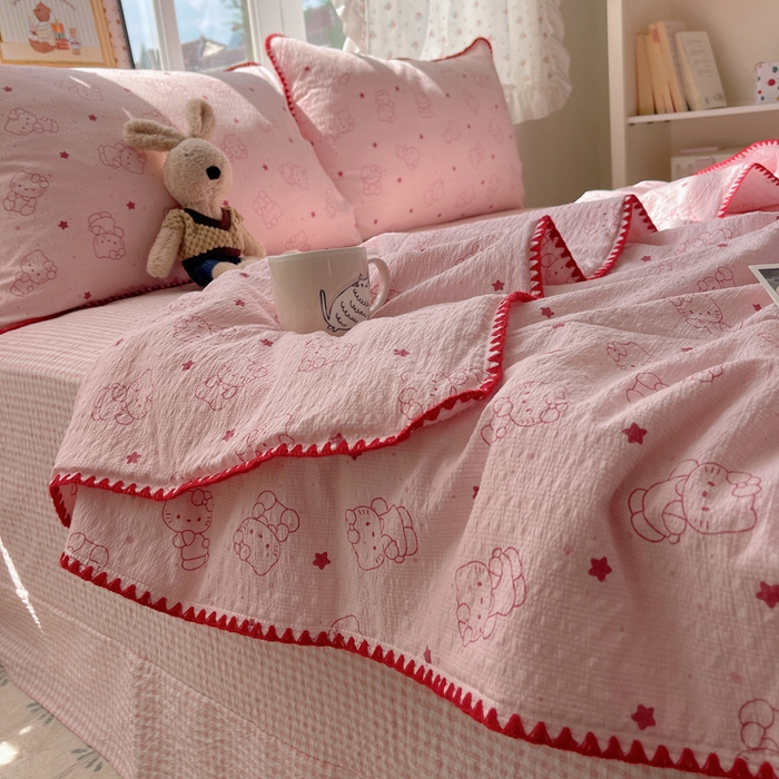 91家纺网 家纺一手货源 找家纺 梵希雅 2026新款三角针泡芙纱夏被四件套-实拍图 小猫粉