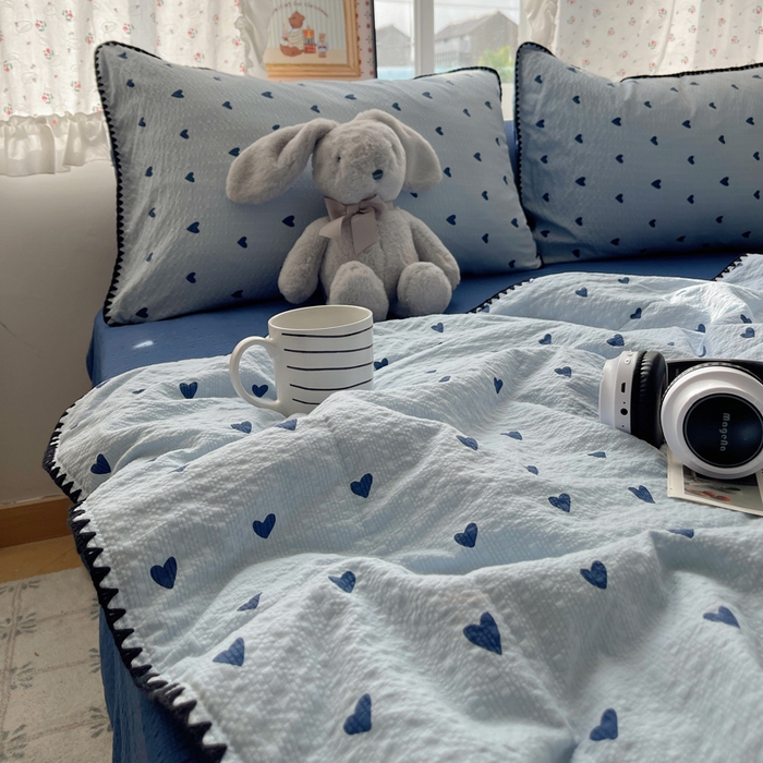 91家纺网 家纺一手货源 找家纺 梵希雅 2026新款三角针泡芙纱夏被四件套-实拍图 兰爱心