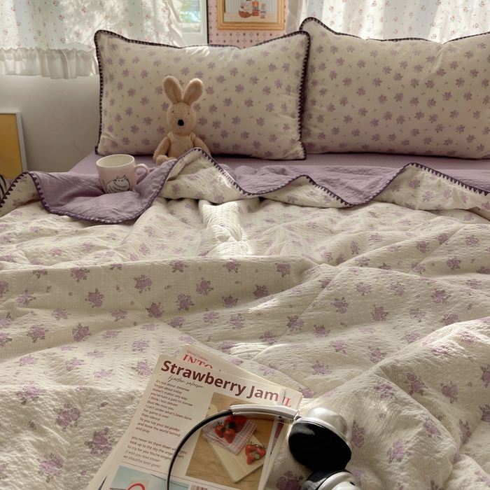 91家纺网 家纺一手货源 找家纺 梵希雅 2026新款三角针泡芙纱夏被四件套-实拍图 芊泥花束