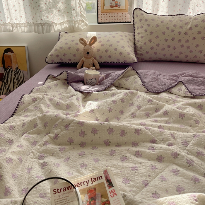 91家纺网 家纺一手货源 找家纺 梵希雅 2026新款三角针泡芙纱夏被四件套-实拍图 芊泥花束