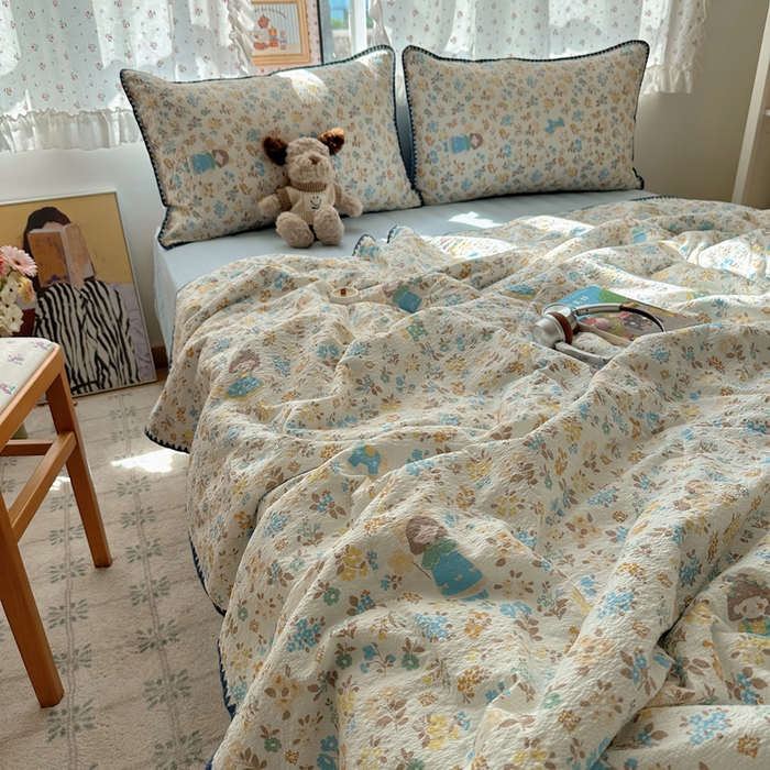 91家纺网 家纺一手货源 找家纺 梵希雅 2026新款三角针泡芙纱夏被四件套-实拍图 花镜人偶