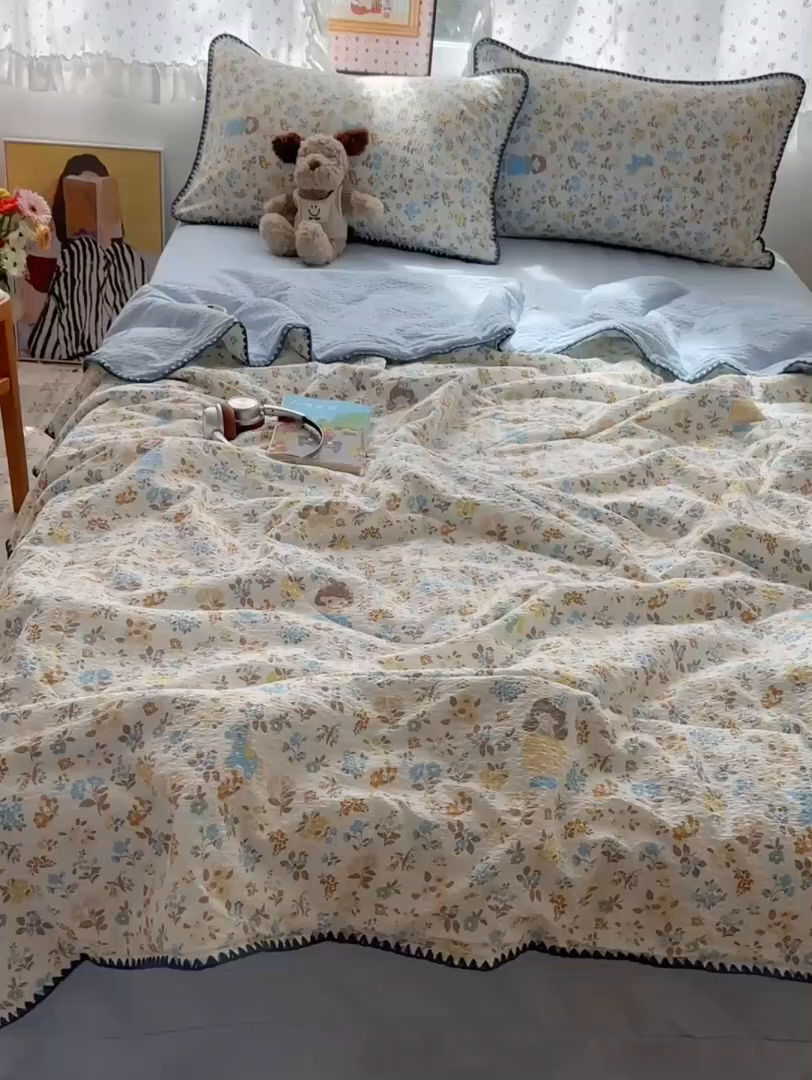 91家纺网 家纺一手货源 找家纺 梵希雅 2026新款三角针泡芙纱夏被四件套-实拍图 花镜人偶