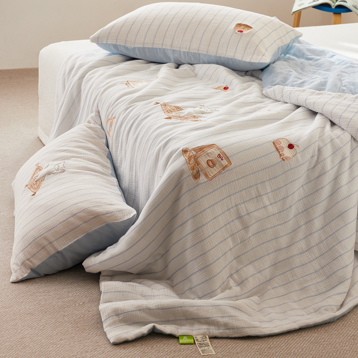 91家纺网 家纺一手货源 找家纺 沐珩家纺 2026新款40s双层皱皱纱绣花夏被泡芙纱系列 皱皱纱-奶盐可露丽