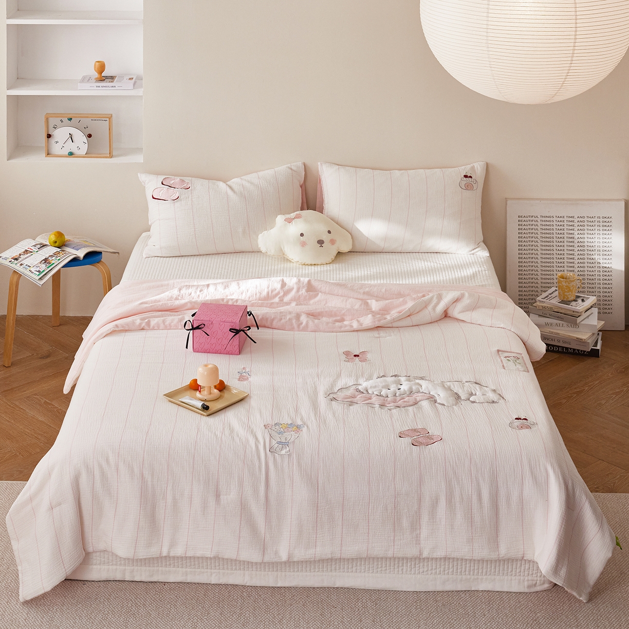 91家纺网 家纺一手货源 找家纺 （总）沐珩家纺 2026新款40s双层皱皱纱绣花夏被泡芙纱系列