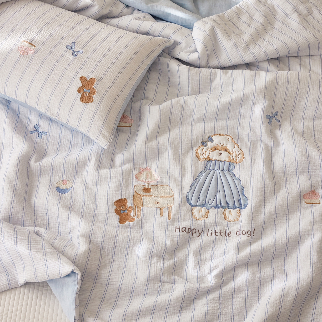 91家纺网 家纺一手货源 找家纺 沐珩家纺 2026新款40s双层皱皱纱绣花夏被泡芙纱系列 皱皱纱-蓝裙小卷