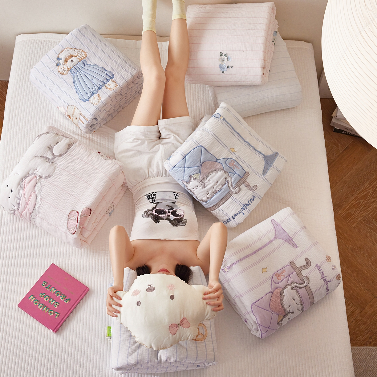 91家纺网 家纺一手货源 找家纺 沐珩家纺 2026新款40s双层皱皱纱绣花夏被泡芙纱系列 组合图