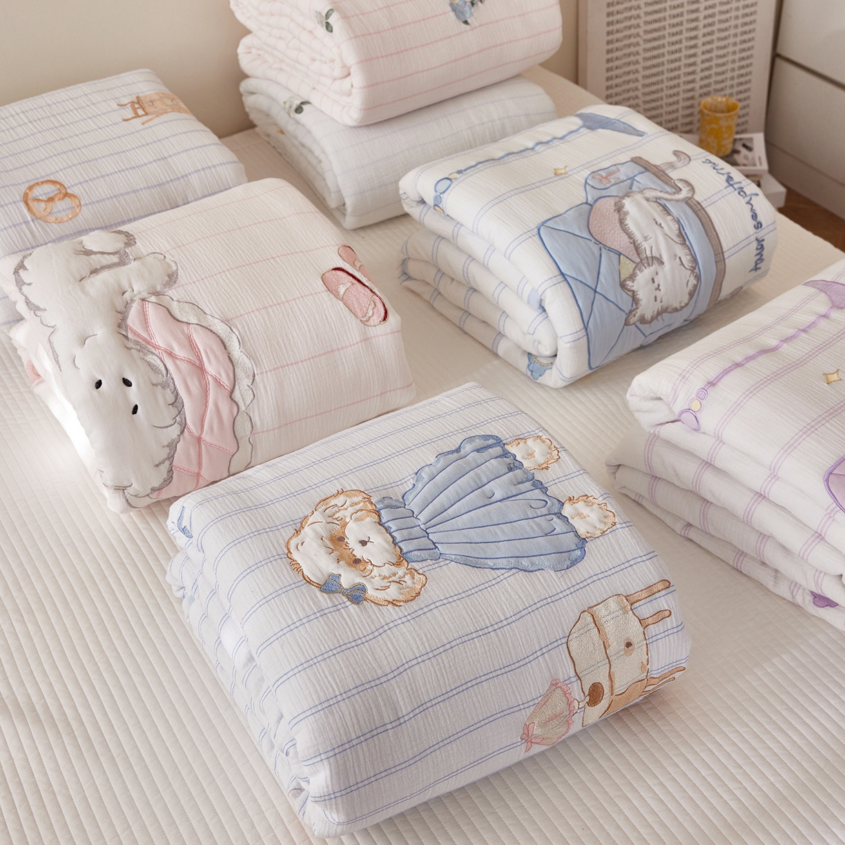 91家纺网 家纺一手货源 找家纺 沐珩家纺 2026新款40s双层皱皱纱绣花夏被泡芙纱系列 组合图