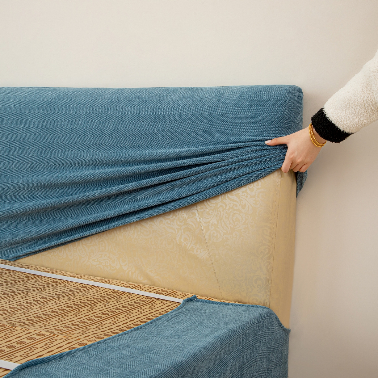 91家纺网 家纺一手货源 找家纺 沐沐家纺 2026新款南笙床头罩+床裙罩 蓝色