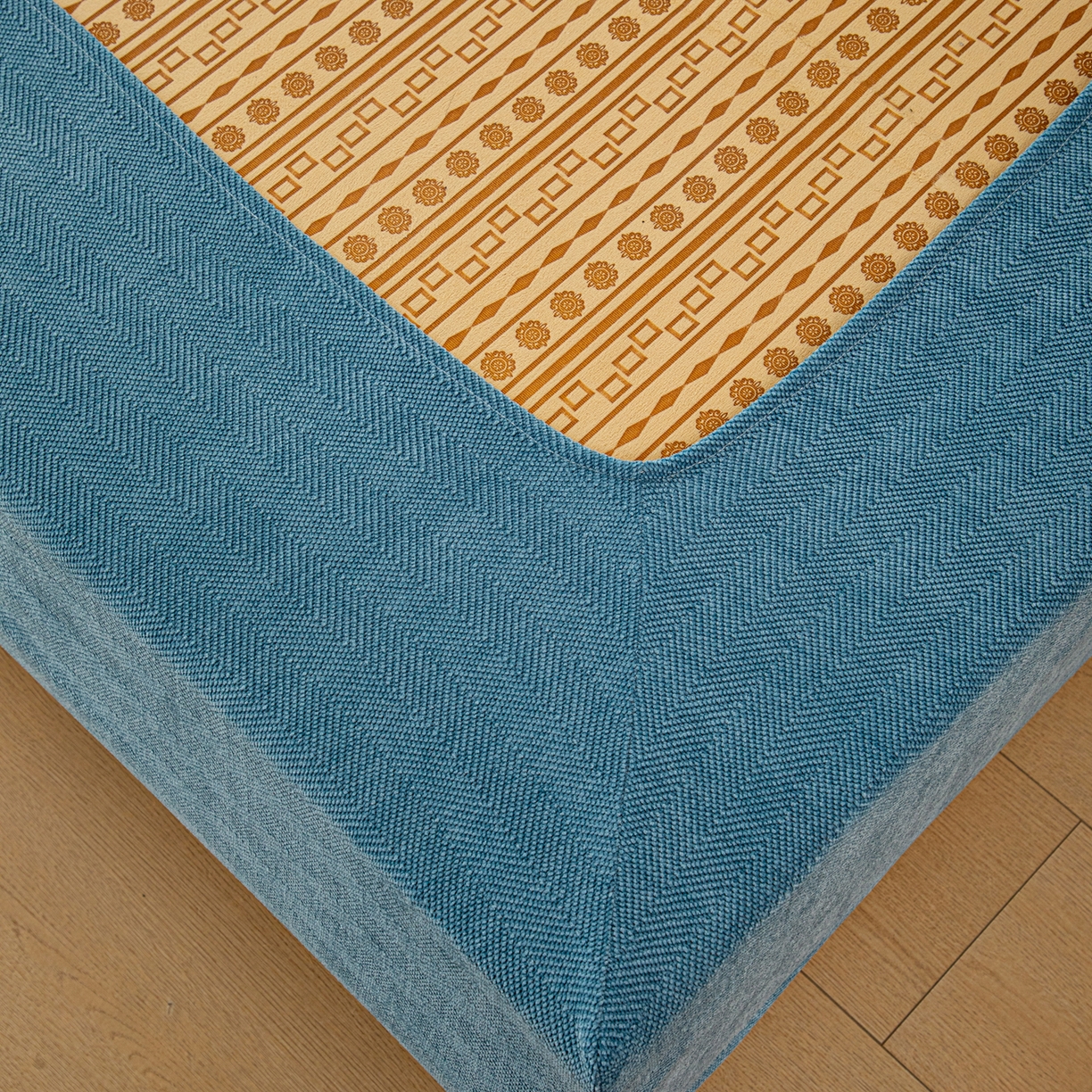 91家纺网 家纺一手货源 找家纺 沐沐家纺 2026新款南笙床头罩+床裙罩 蓝色