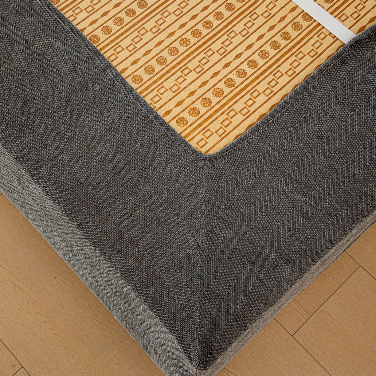 91家纺网 家纺一手货源 找家纺 沐沐家纺 2026新款南笙床头罩+床裙罩 深灰