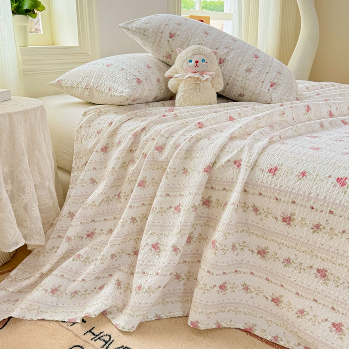 91家纺网 家纺一手货源 找家纺 梵朴 2026新款A类泡芙纱云感邹邹纱双层纱单床单 春日花语