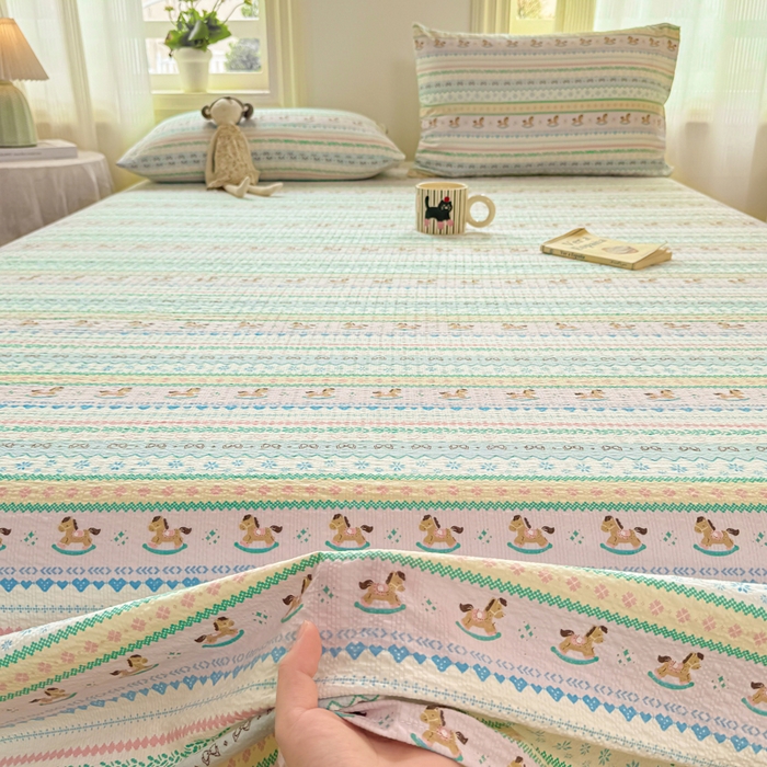 91家纺网 家纺一手货源 找家纺 梵朴 2026新款A类泡芙纱云感邹邹纱双层纱单床单 费尔岛木马