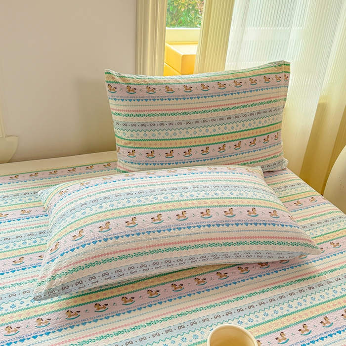 91家纺网 家纺一手货源 找家纺 梵朴 2026新款A类泡芙纱云感邹邹纱双层纱单床单 费尔岛木马