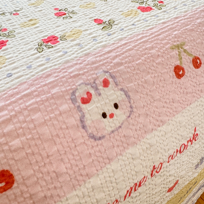 91家纺网 家纺一手货源 找家纺 梵朴 2026新款A类泡芙纱云感邹邹纱双层纱单床单 蝴蝶结小兔