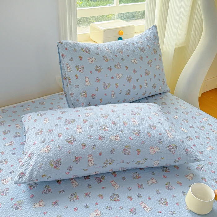 91家纺网 家纺一手货源 找家纺 梵朴 2026新款A类泡芙纱云感邹邹纱双层纱单床单 花丛小兔