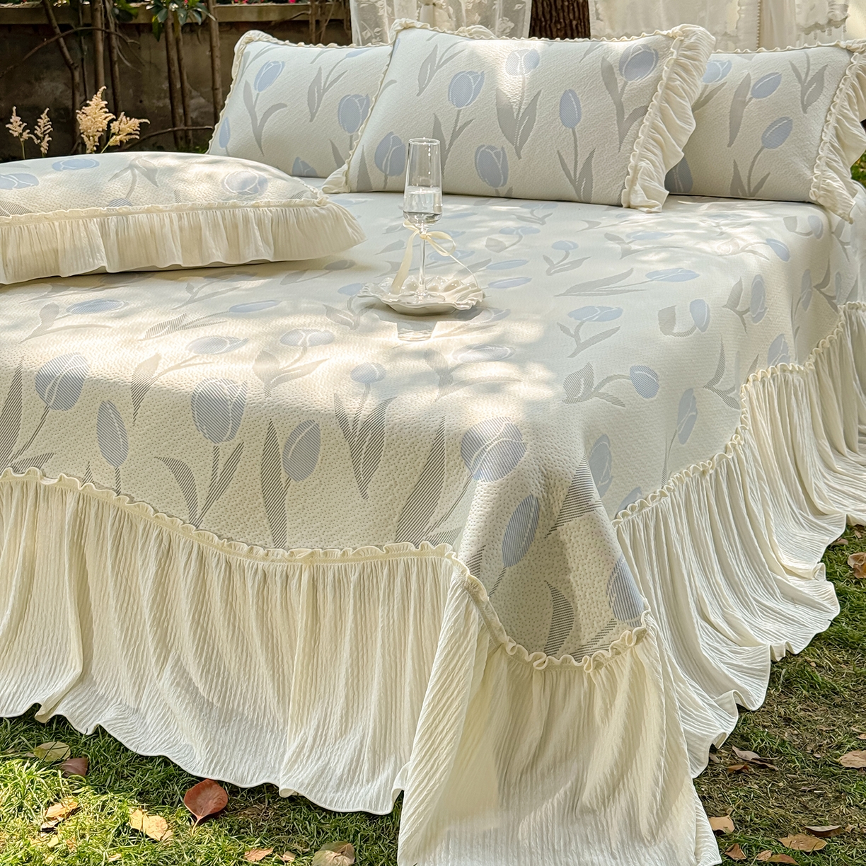 91家纺网 家纺一手货源 找家纺 乐朵家居 2026新款 奶芙 郁金香 弧度款 凉豆豆 凉席三件套 -蓝