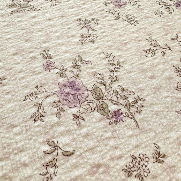 91家纺网 家纺一手货源 找家纺 梵朴 2026新款A类泡芙纱云感邹邹纱双层纱单床单 花季紫