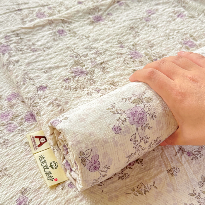 91家纺网 家纺一手货源 找家纺 梵朴 2026新款A类泡芙纱云感邹邹纱双层纱单床单 花季紫