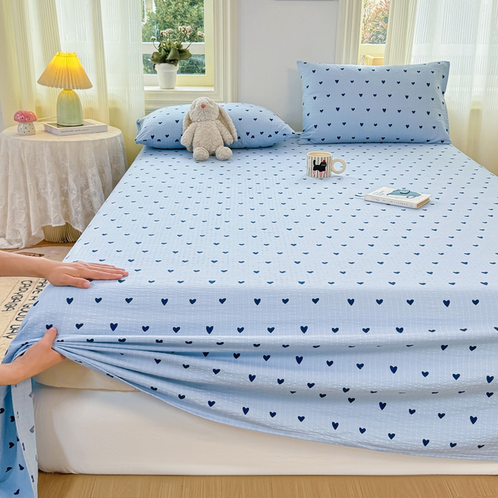 91家纺网 家纺一手货源 找家纺 梵朴 2026新款A类泡芙纱云感邹邹纱双层纱单床单 蓝调爱心