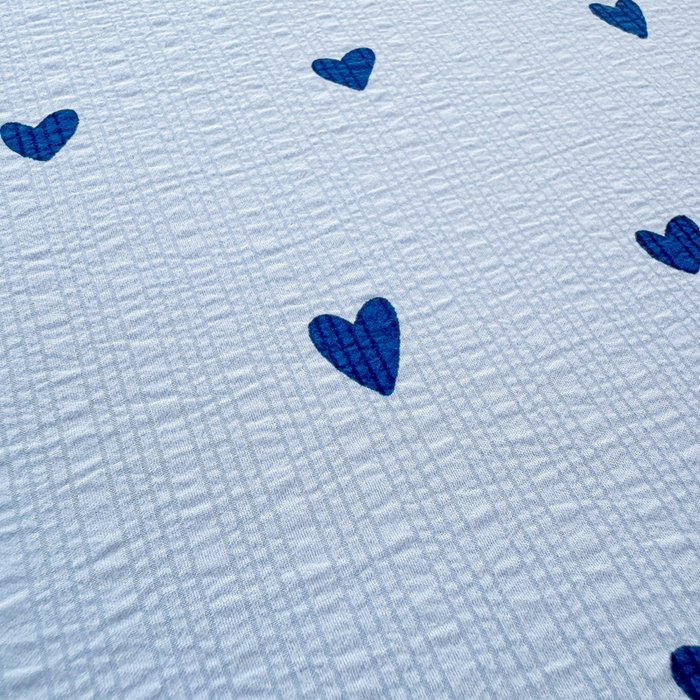 91家纺网 家纺一手货源 找家纺 梵朴 2026新款A类泡芙纱云感邹邹纱双层纱单床单 蓝调爱心